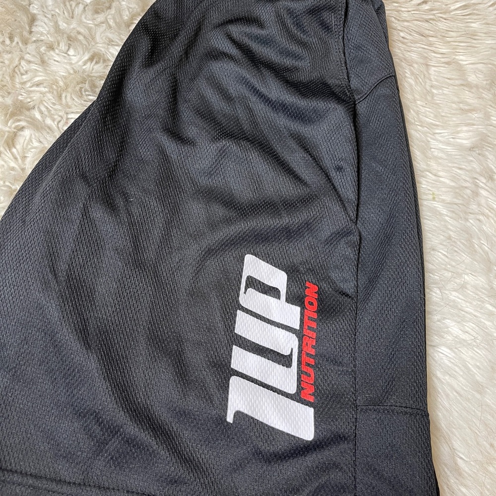 Men’s Black 1up Nutrition Drawstring Shorts Large